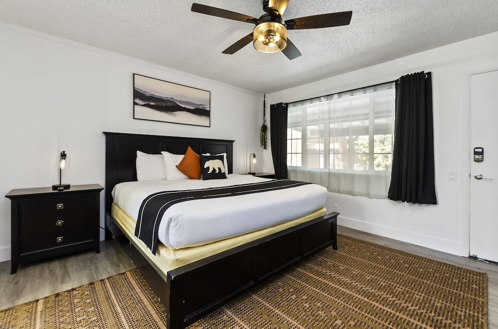 The Jeffrey Hotel - photo 44