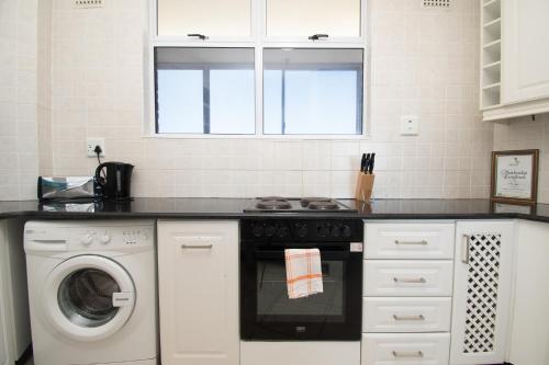 72 Sea Lodge Umhlanga Rocks — 4-Star Luxury Hotel in Durban, South Africa