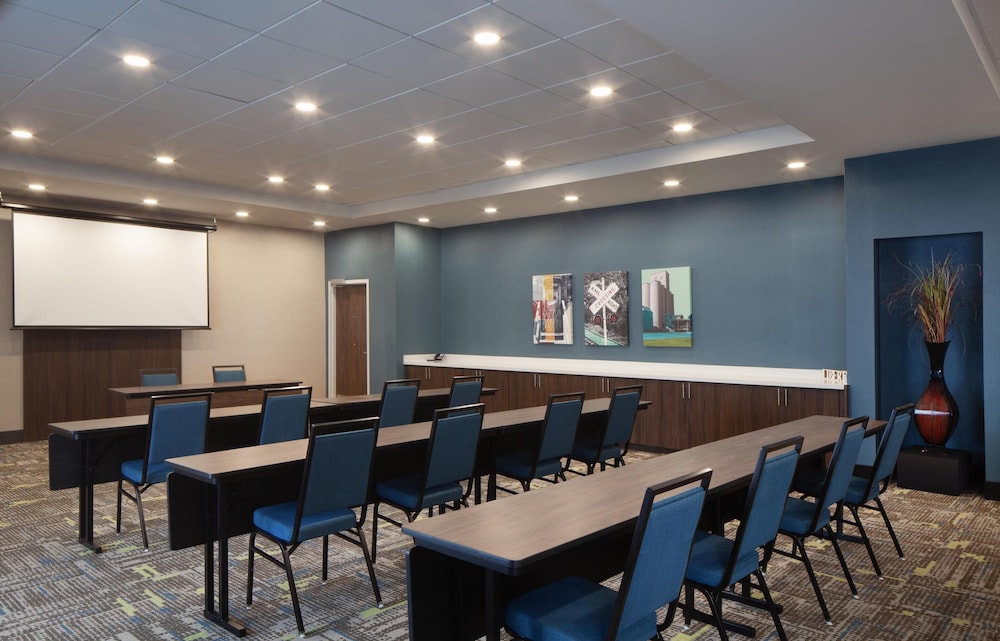 Hampton Inn by Hilton Evergreen - photo 35