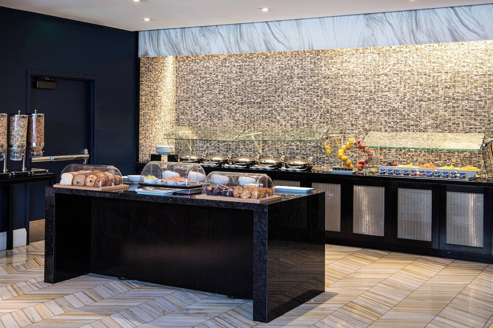 Beverly Hills Marriott - photo 82