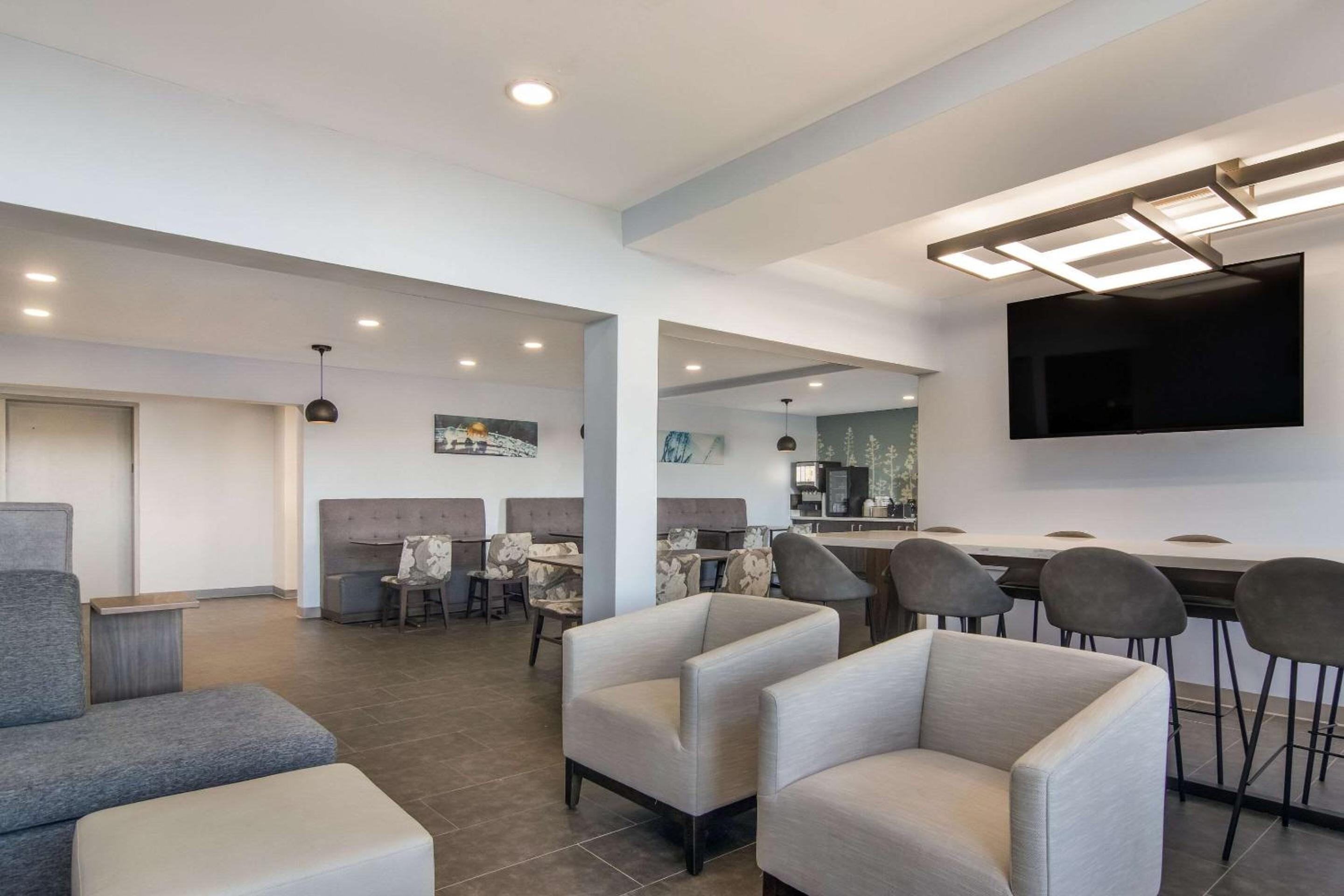 Spark by Hilton Clarion - photo 12