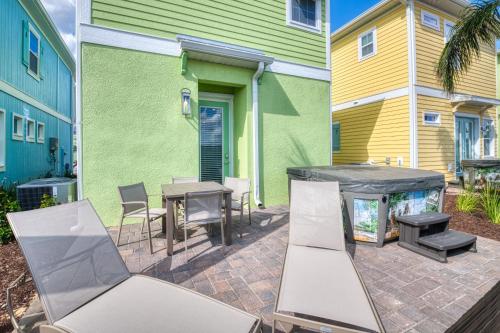 Playa Verde Cottage With Private Hot Tub Near Disney With Margaritaville Resort & Island H2O Access 8028Dr — 4-Star Luxury Hotel in Orlando, United States