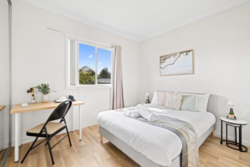 Double Room Quaint Spot In Marayong Centrally Located Shared Bathroom — Blacktown