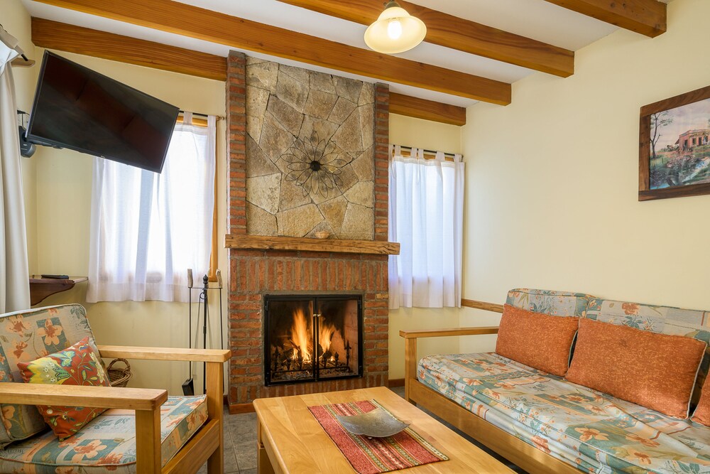 Apartments Bariloche San Martin de los Andes Lodge — 4-Star Luxury Hotel in San Martin De Los Andes, Argentina