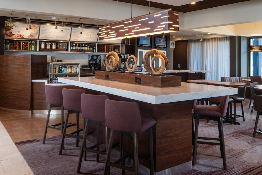 Courtyard by Marriott Nashville Airport - photo 23