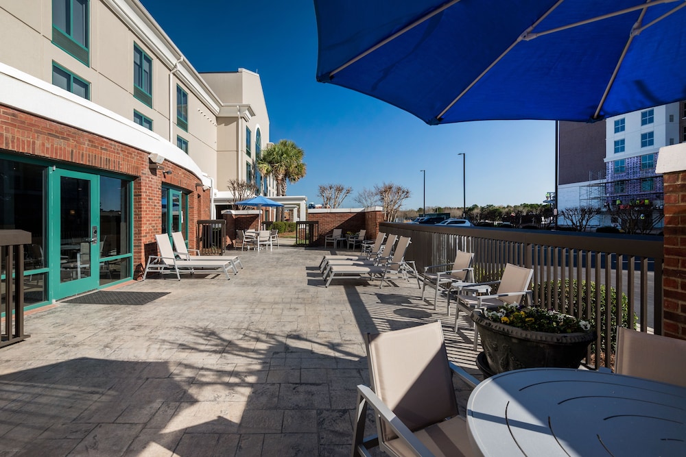 Holiday Inn Express & Suites Florence I 95 & I 20 Civic Ctr by IHG - photo 39
