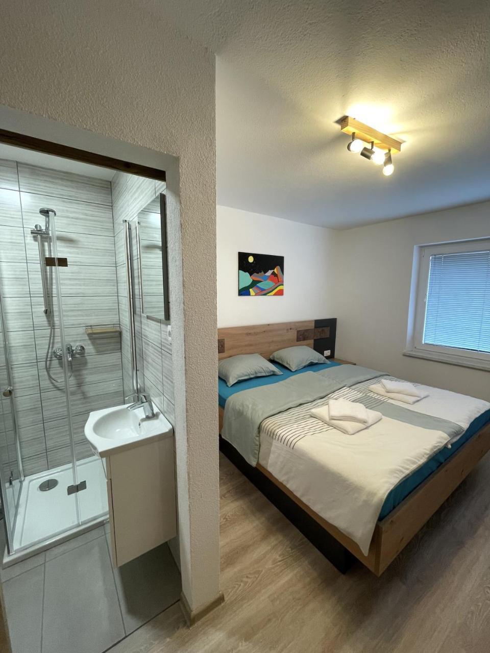 Apartments And Rooms Pri Baslju 17361875 — Cerkno