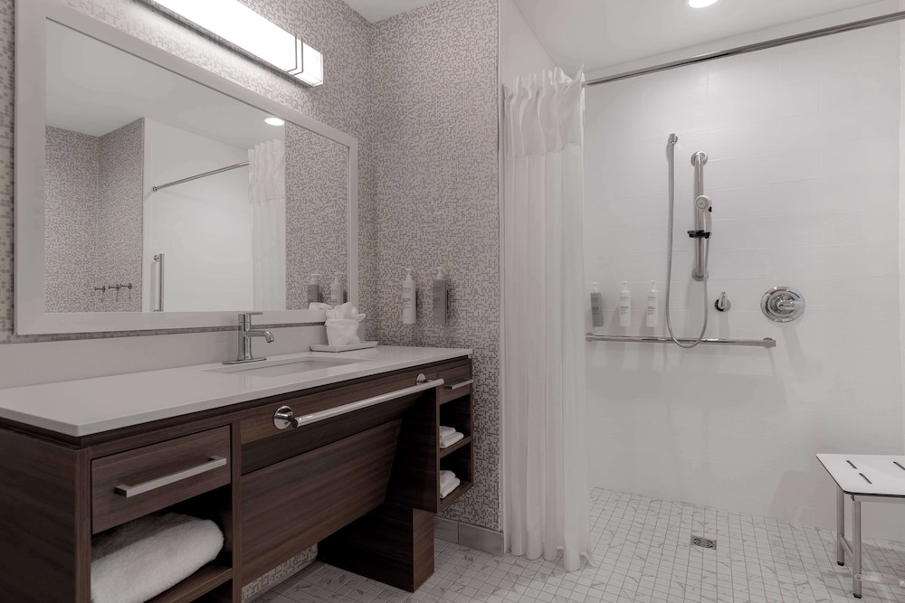 Home2 Suites By Hilton Kokomo - photo 31