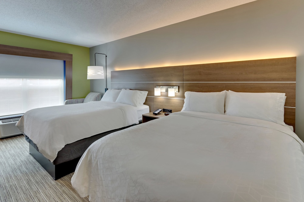 Holiday Inn Express Hotel & Suites Bad Axe by IHG - photo 19