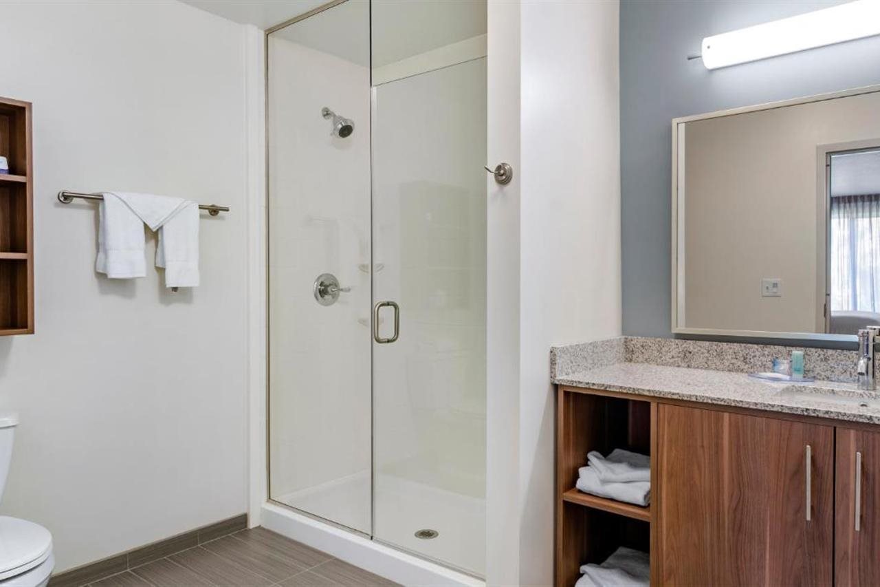 MainStay Suites Great Falls Airport - photo 25