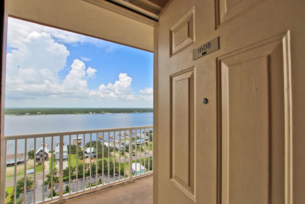 Crystal Tower 1608 - photo 46