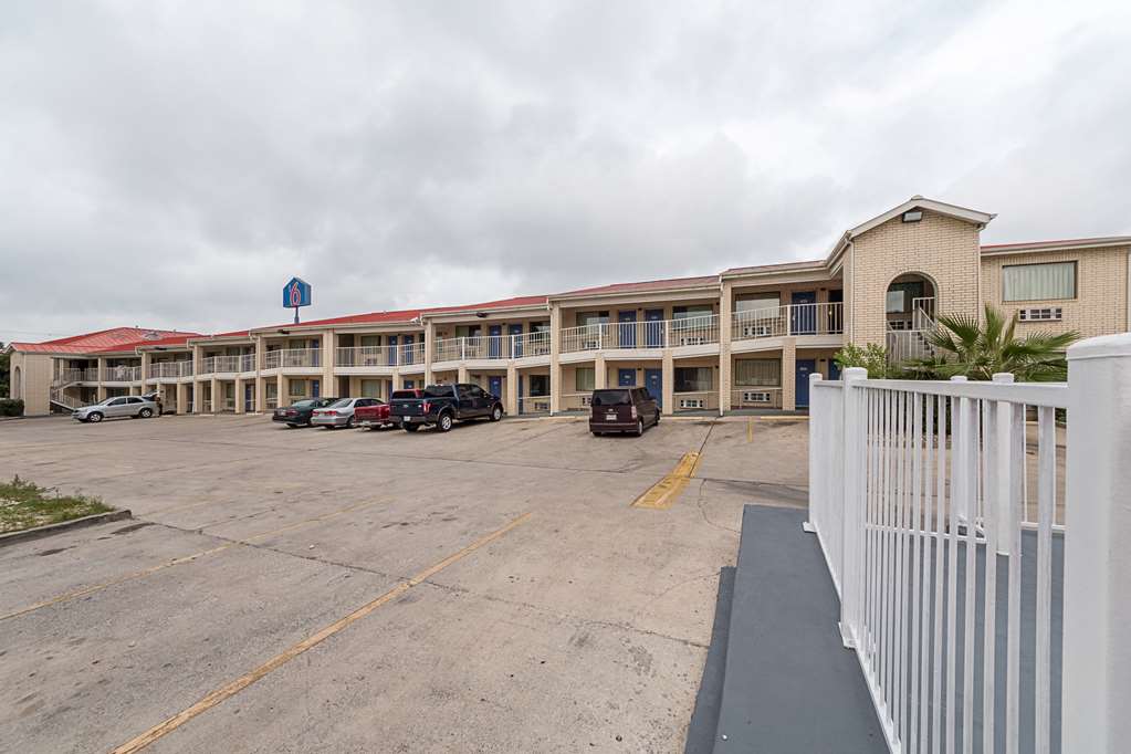 Motel 6 San Antonio TX Fiesta Trails - photo 7