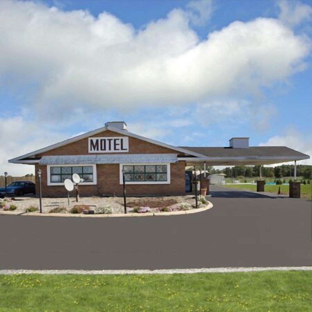 American Inn - carbon neutral hotel in Sturgis