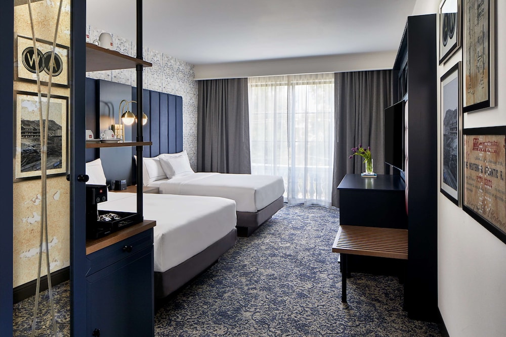 The Hamilton Alpharetta Curio Collection by Hilton - photo 6
