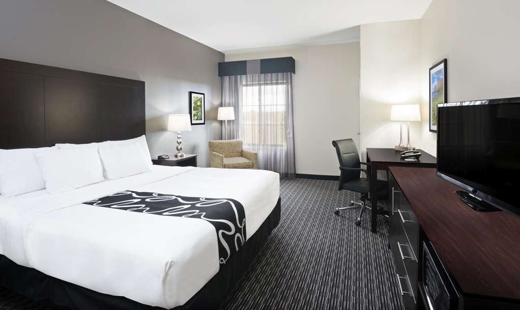 La Quinta Inn & Suites by Wyndham Billings - photo 11