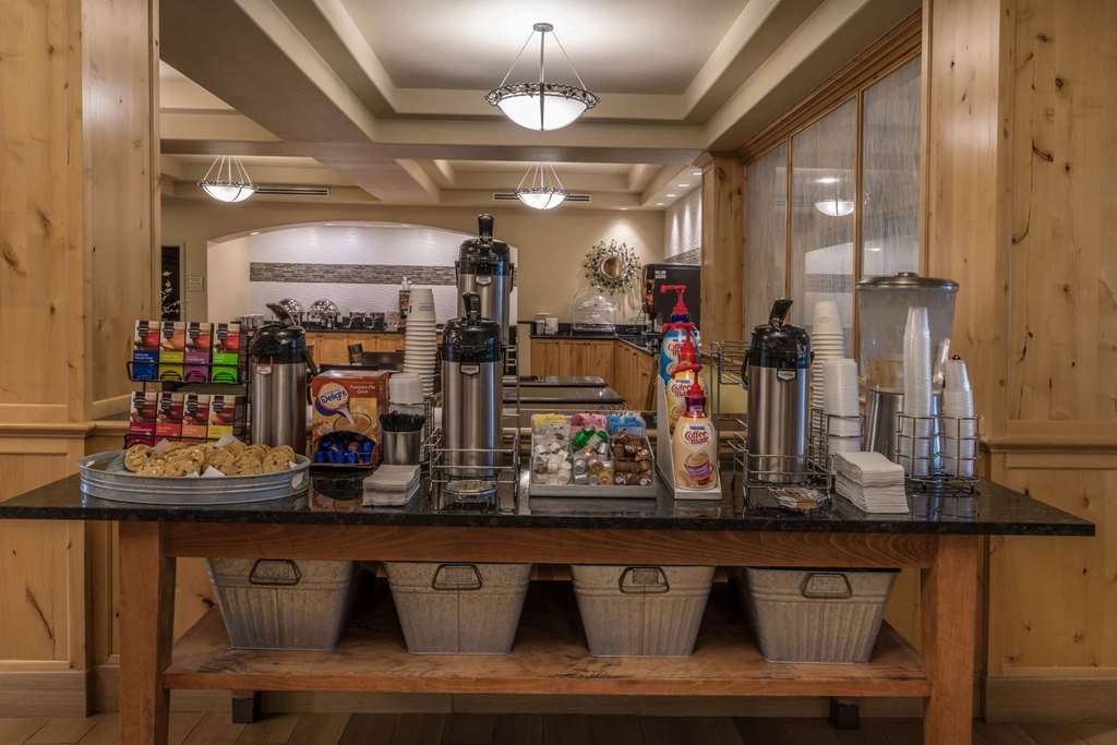 La Quinta Inn & Suites by Wyndham Idaho Falls Ammon - photo 83