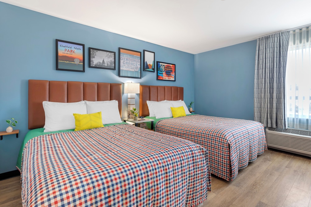 Uptown Suites Extended Stay Charlotte NC Concord - photo 5