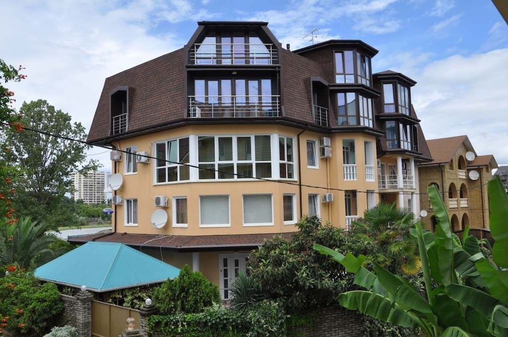 Hotel Nika - carbon neutral hotel in Adler