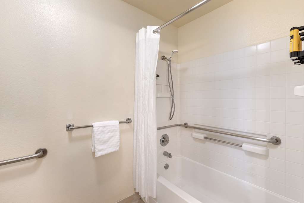 Best Western Plus Orchid Hotel & Suites - photo 47