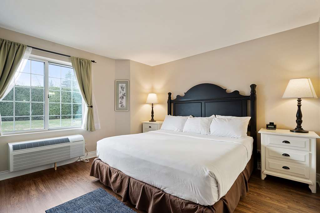 Charlevoix Inn & Suites SureStay Collection by Best Western - photo 3