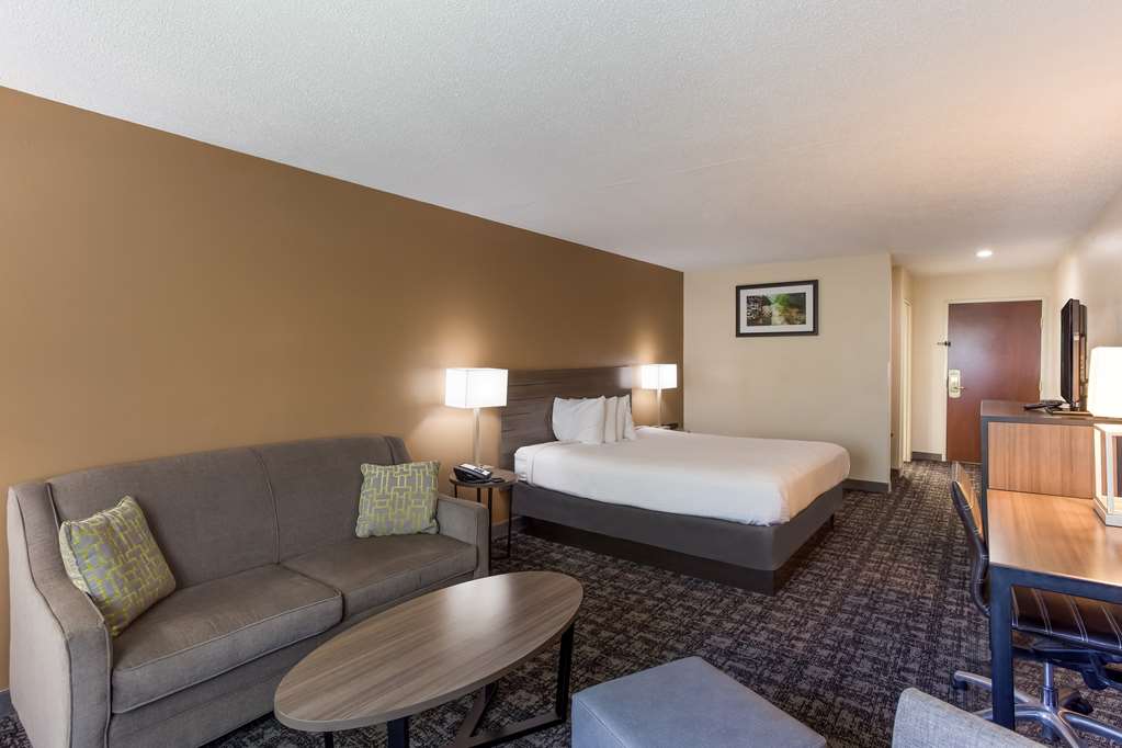 Best Western Logan Inn - photo 10