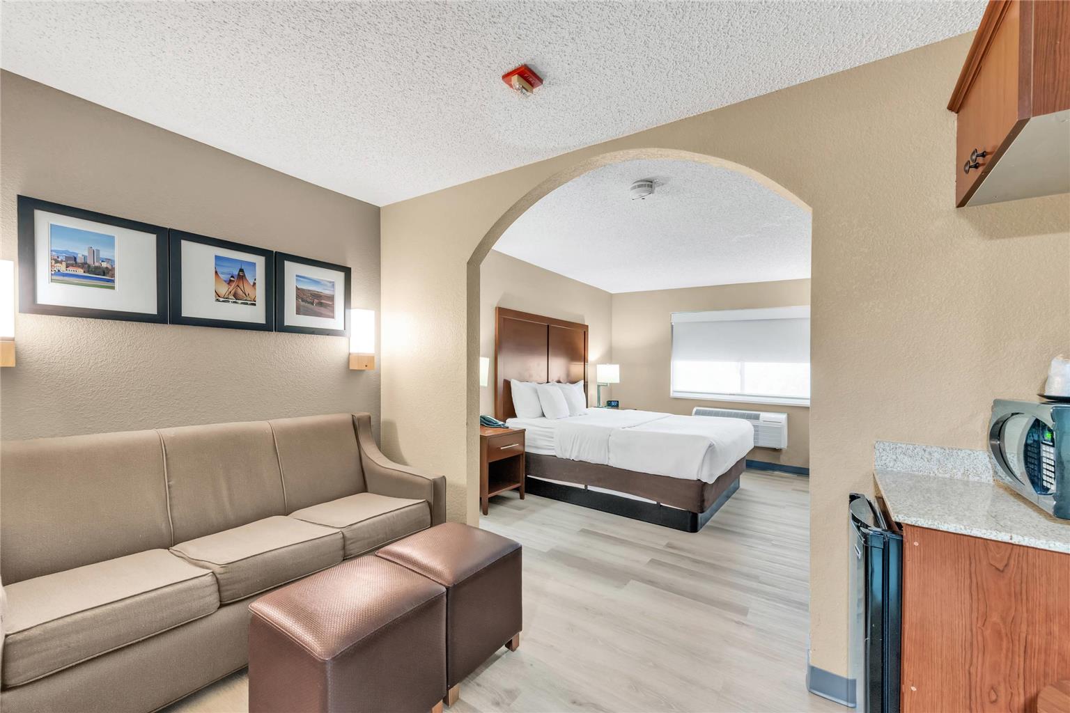 Comfort Suites Lakewood Denver - photo 16