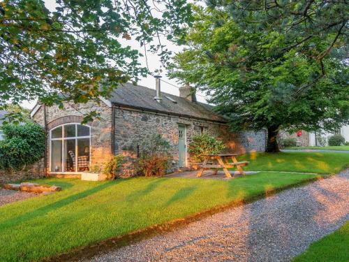 The Coach House — 4-Star Luxury Hotel in Mathry, United Kingdom