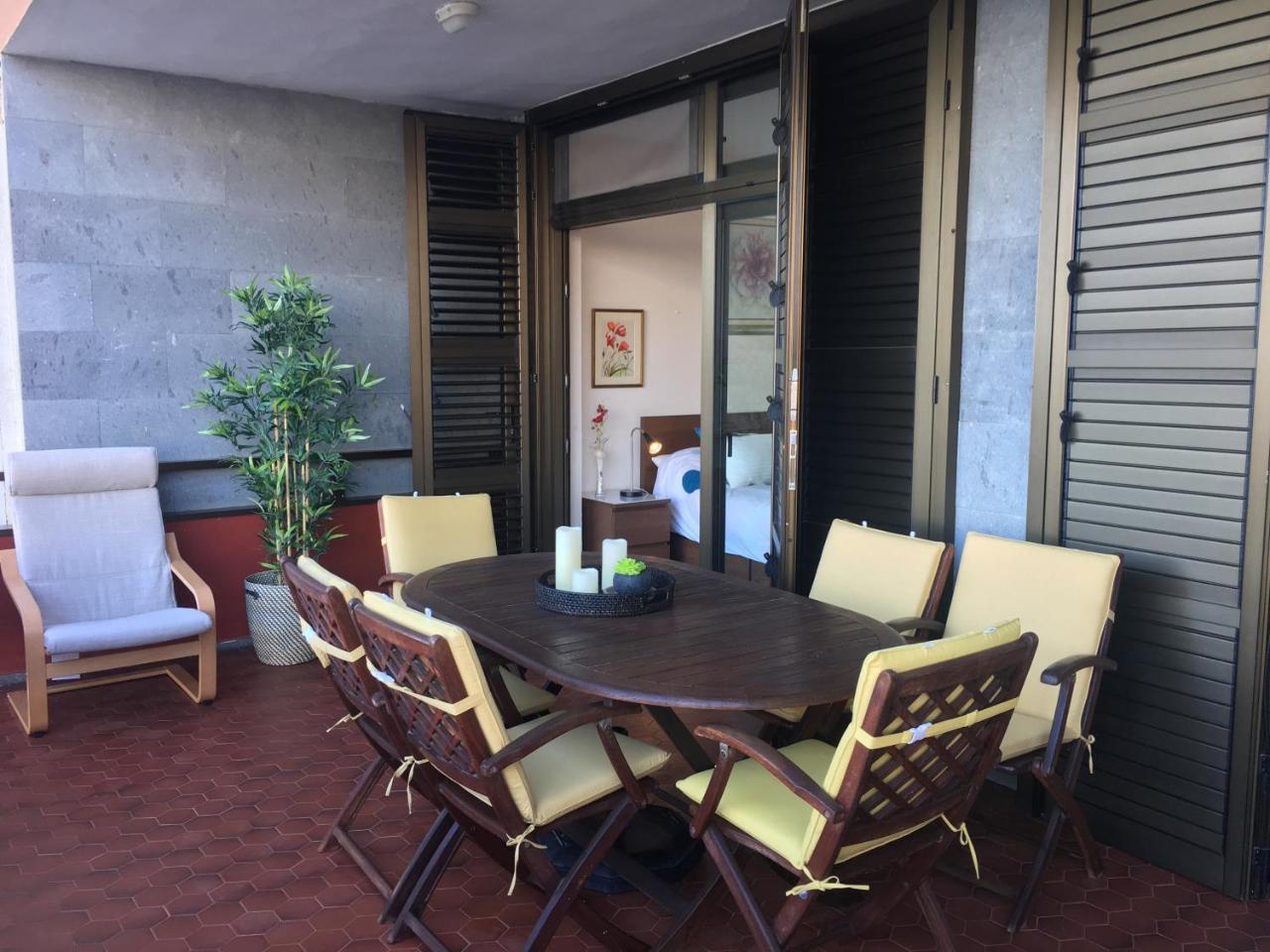 Front Line Beach with Fantastic Terrace. — 4-Star Luxury Hotel in Telde, Spain
