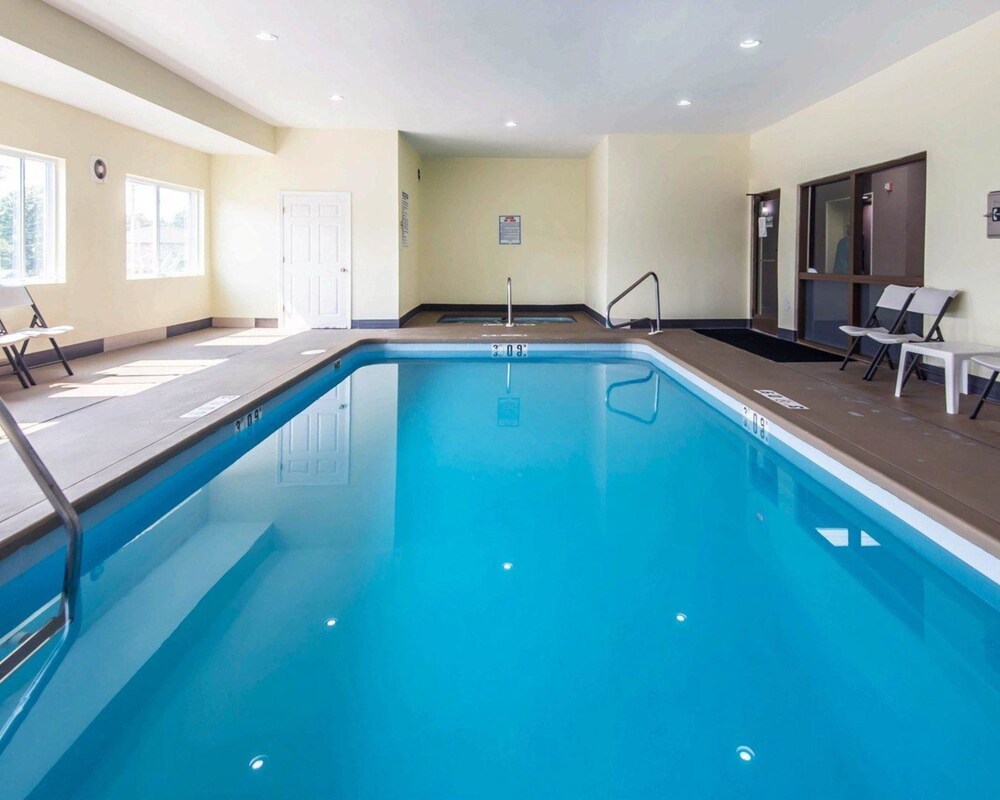 SureStay Plus Hotel by Best Western Blue Springs - photo 24
