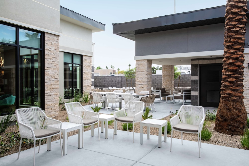Hilton Garden Inn Las Vegas City Center - photo 29