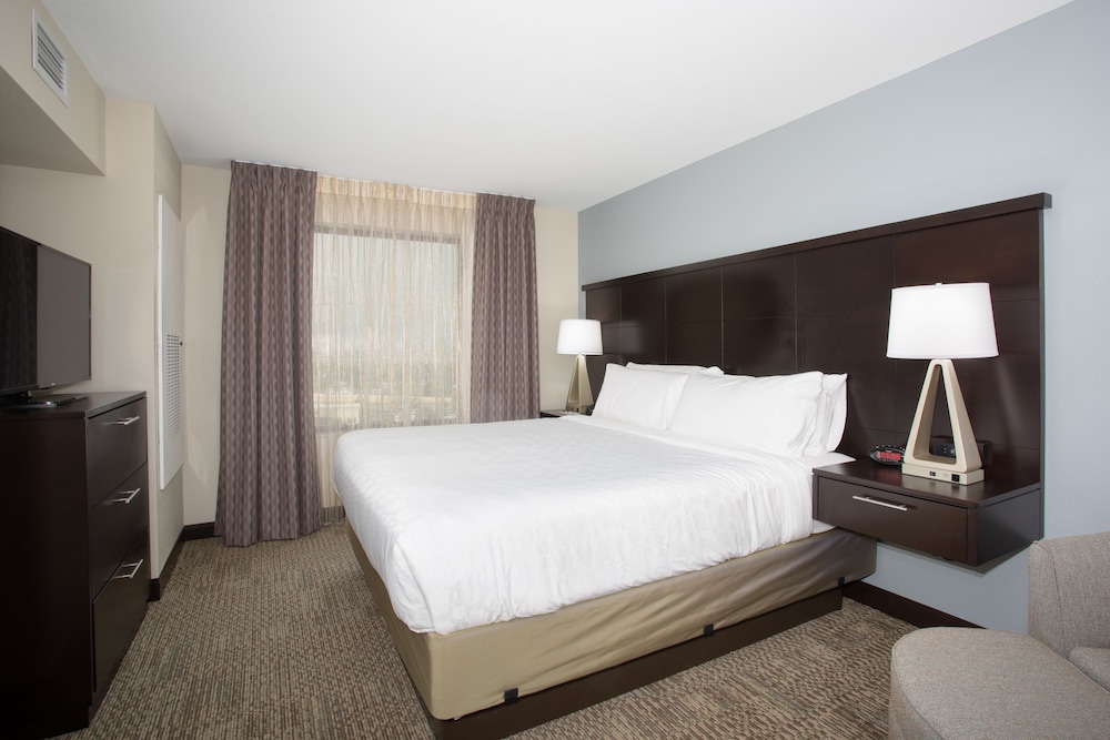 Staybridge Suites Denver South Highlands Ranch an IHG Hotel - photo 12