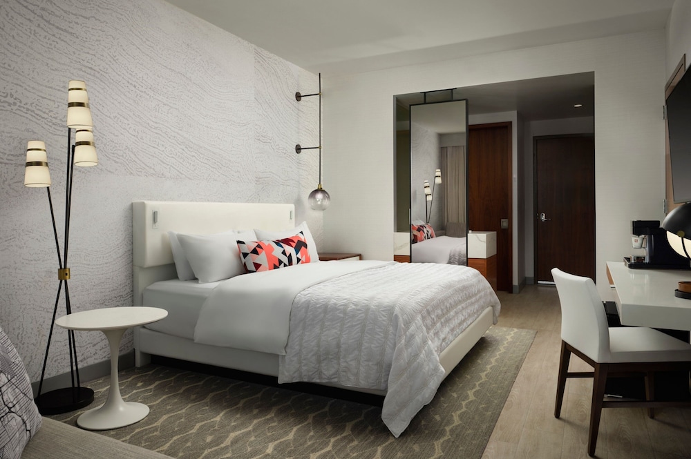 Le Meridien Denver Downtown - photo 30