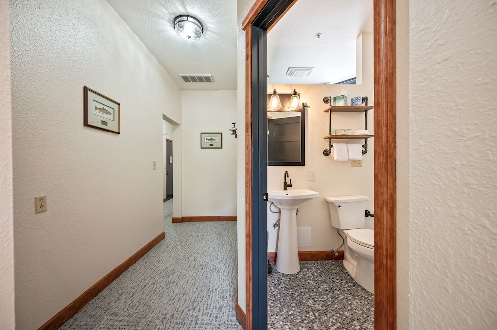 Hotel Leavenworth - photo 94