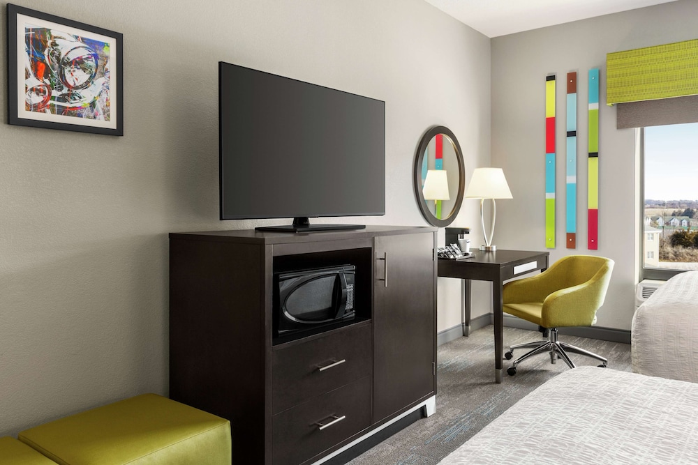 Hampton Inn & Suites York South - photo 6