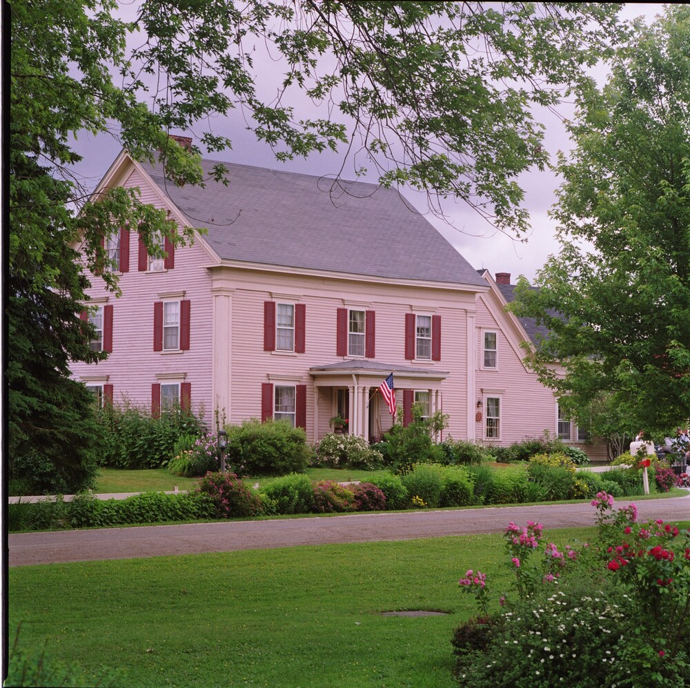 The Wildflower Inn - photo 13
