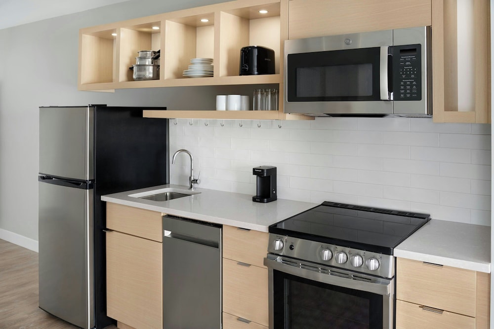 TownePlace Suites by Marriott Calhoun - photo 14