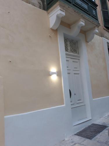 Door Eight — Floriana — photo 2