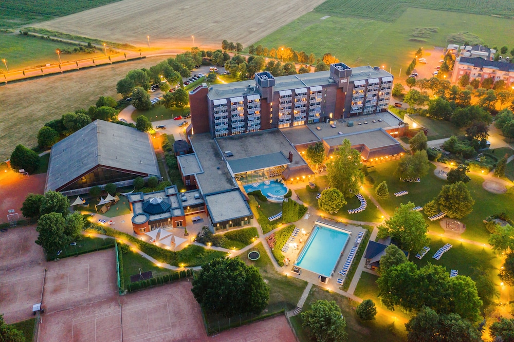 Danubius Hotel Bük — 4-Star Luxury Hotel in Buk, Hungary
