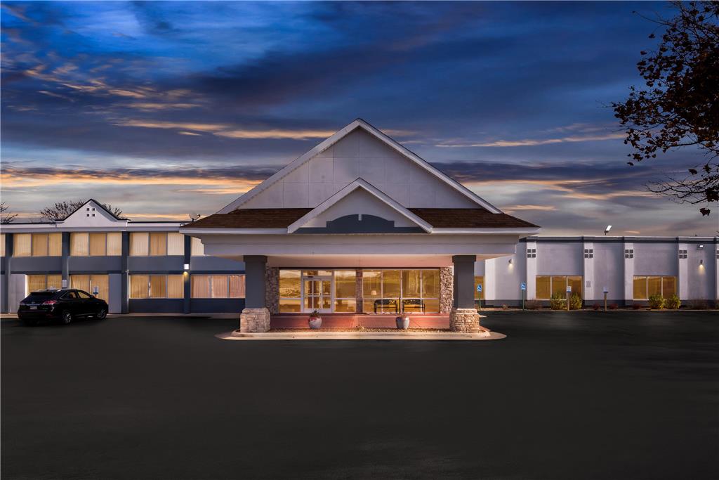 Quality Inn Fort Dodge - photo 3