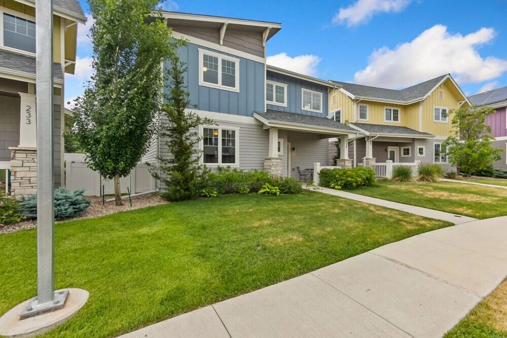 Exceptional Solar Powered Home near Old Town — 4-Star Luxury Hotel in Fort Collins, United States