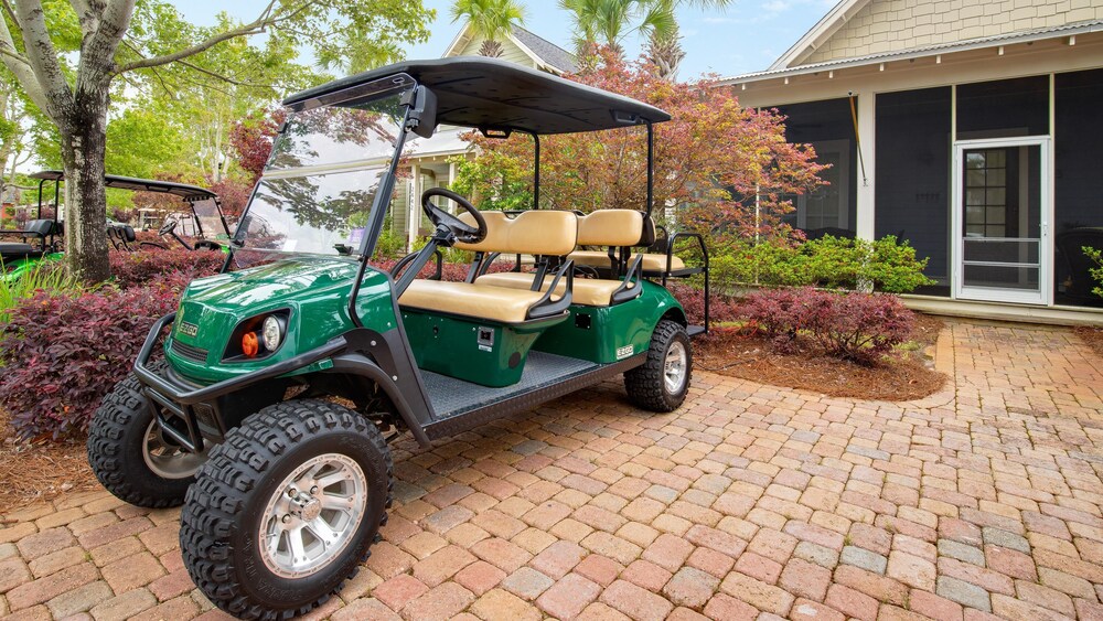 Bungalos 2441 in Miramar Beach, United States