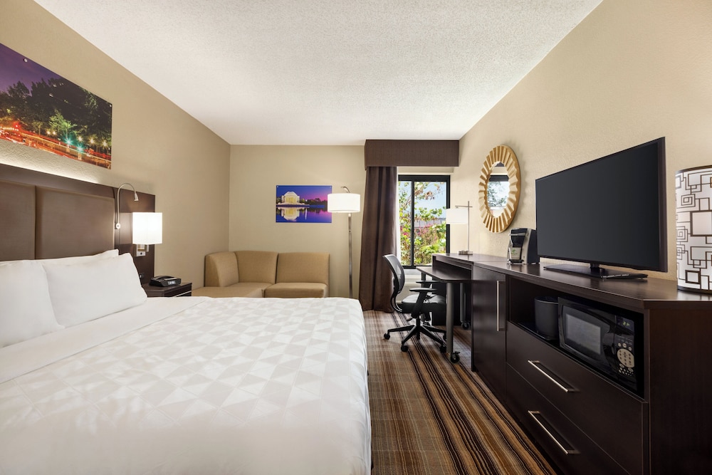 Holiday Inn Washington Dulles International Airport by IHG - photo 11