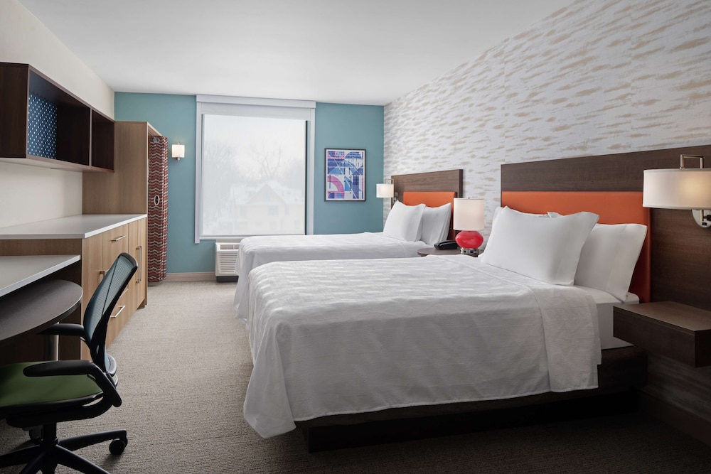 Home2 Suites by Hilton Des Moines at Drake University - photo 11