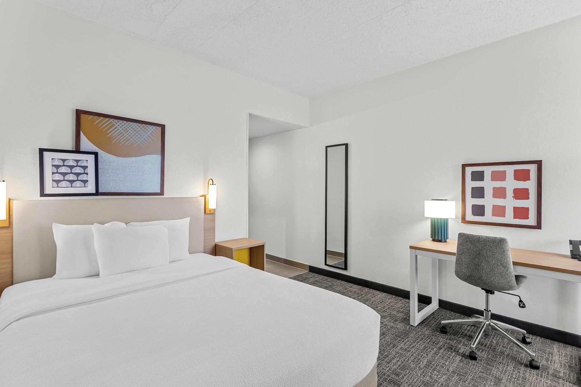 Spark by Hilton Des Plaines Chicago O'Hare - photo 17