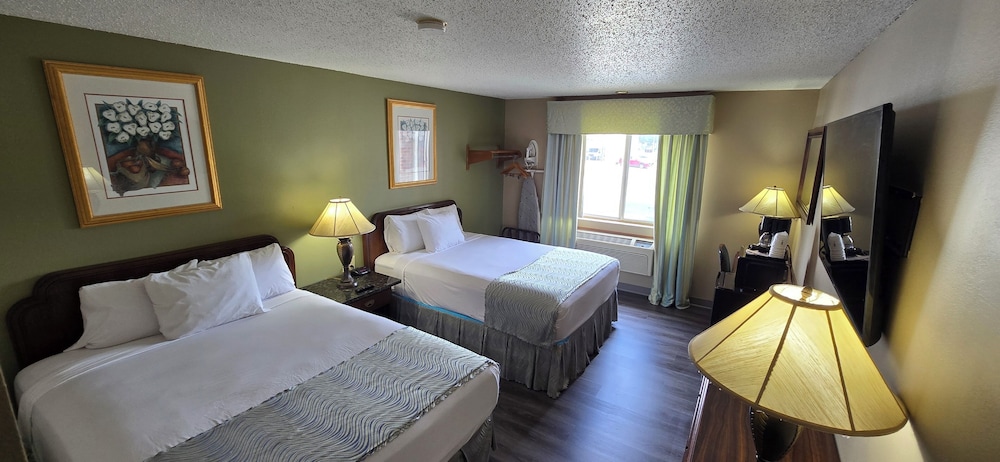 Super 8 by Wyndham Irving DFW Airport South - photo 10