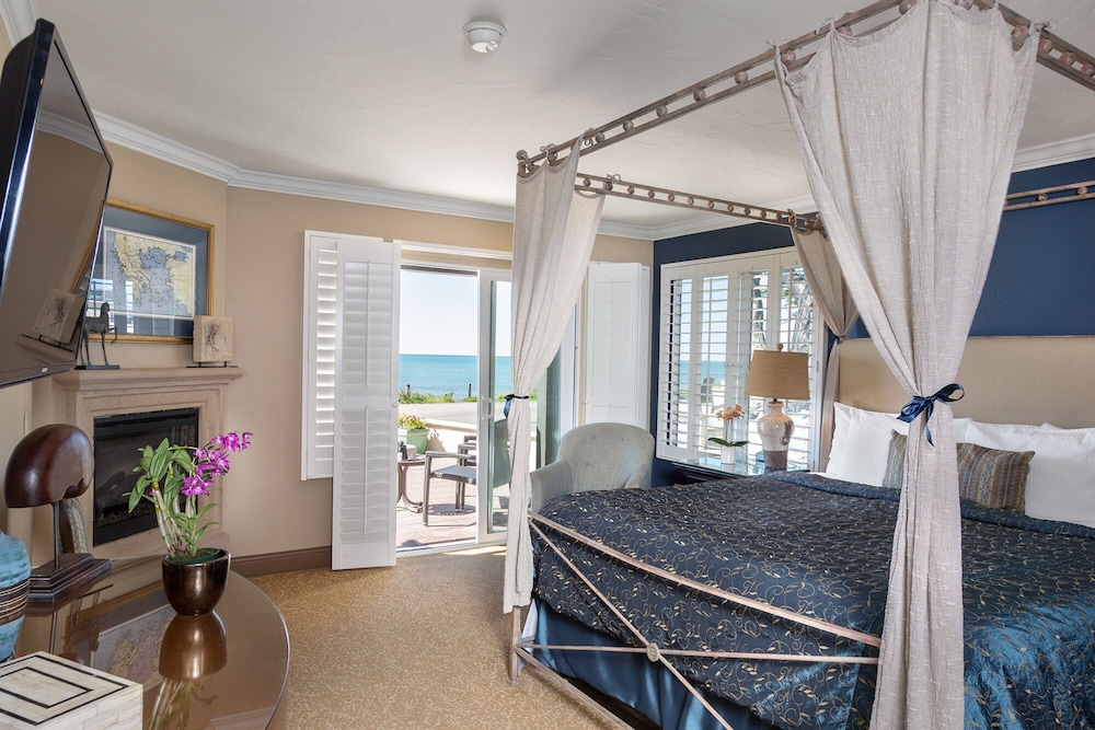 Blue Dolphin Inn - photo 13