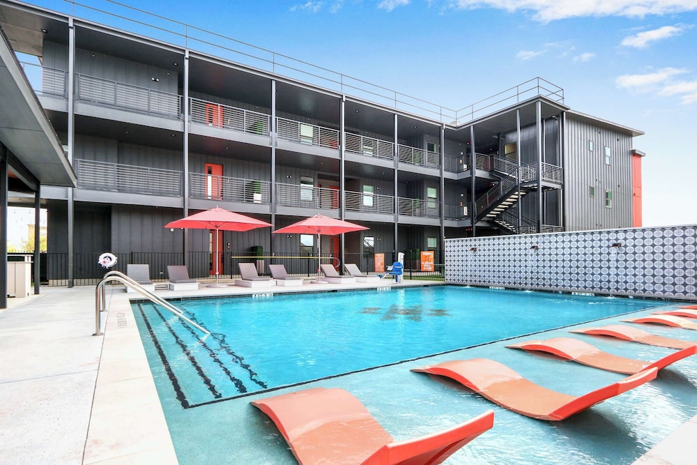 Modern Hill Country Condo for 4 w Resort Perks - photo 17