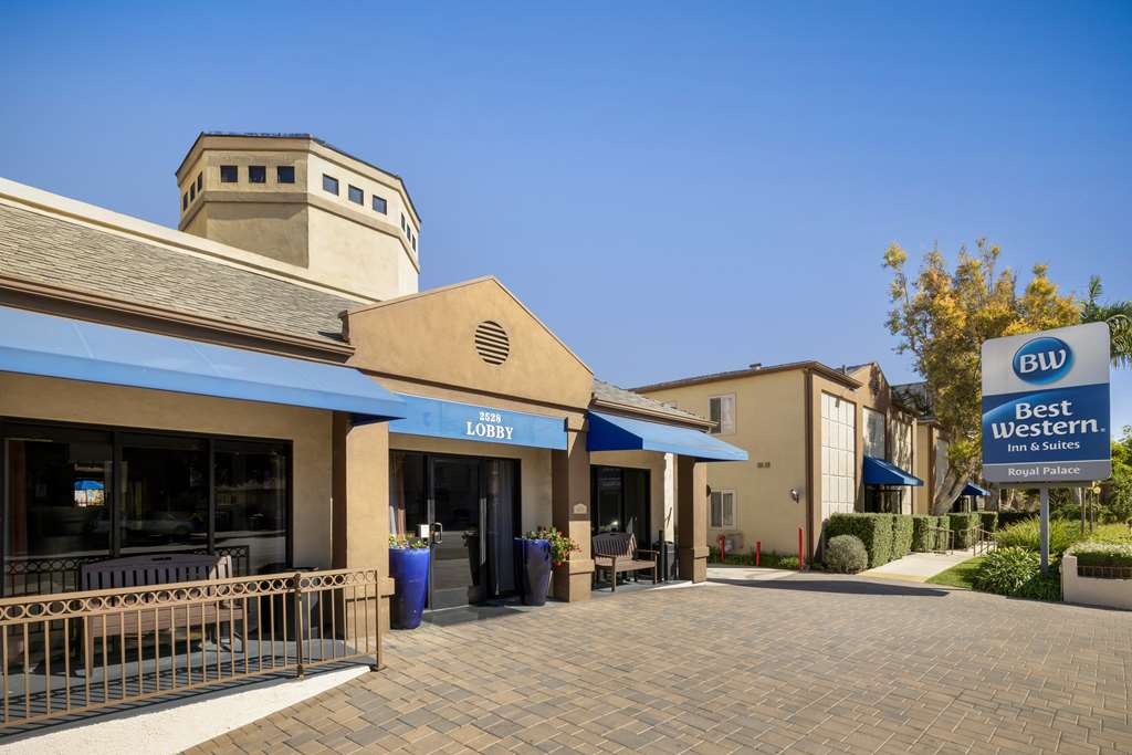 Best Western Royal Palace Inn & Suites - photo 3