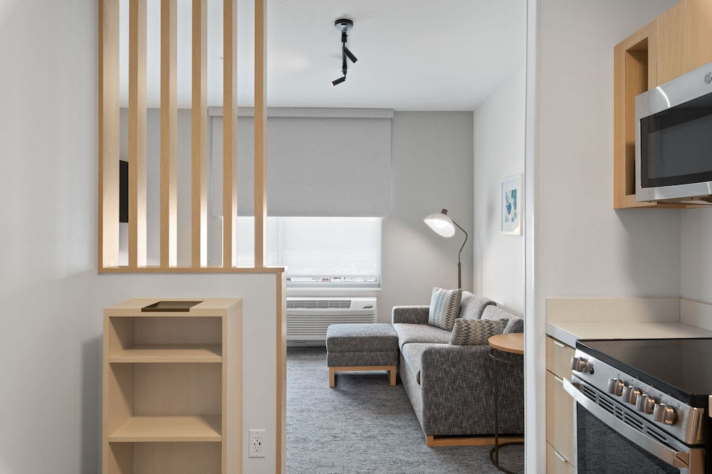 Towneplace Suites By Marriott White Hall - photo 23
