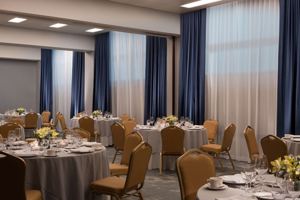 Millennium Hilton New York One UN Plaza - photo 80